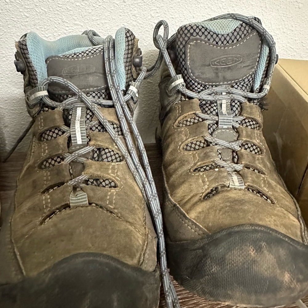 Keen Hiking Boots